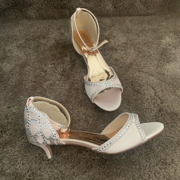🗼 Gorgeous Pumps with Rhinestone - Picture 5 of 12